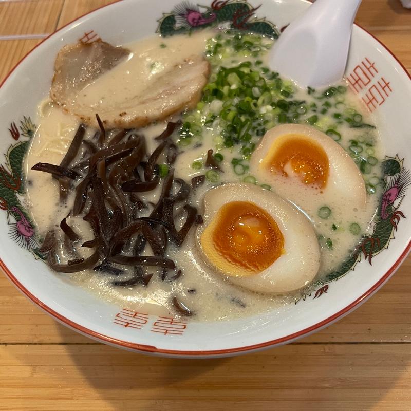 豚骨ラーメン(コハクノトキ)