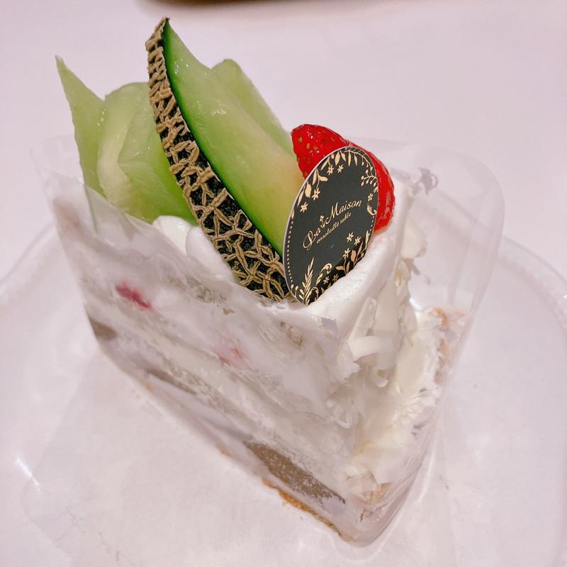 メロンといちごのアールグレイショートケーキタルト(ラ・メゾン アンソレイユターブル アトレマルヒロ店)