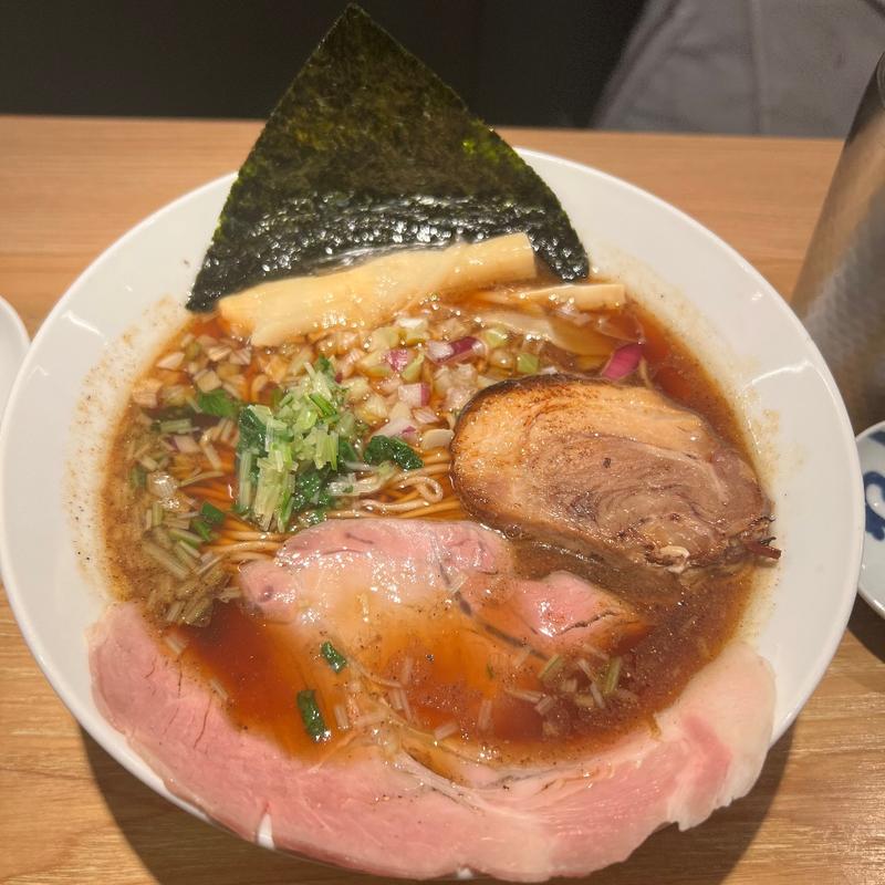 淡麗中華そば(おダシと銀しゃり 中華そば二兎)