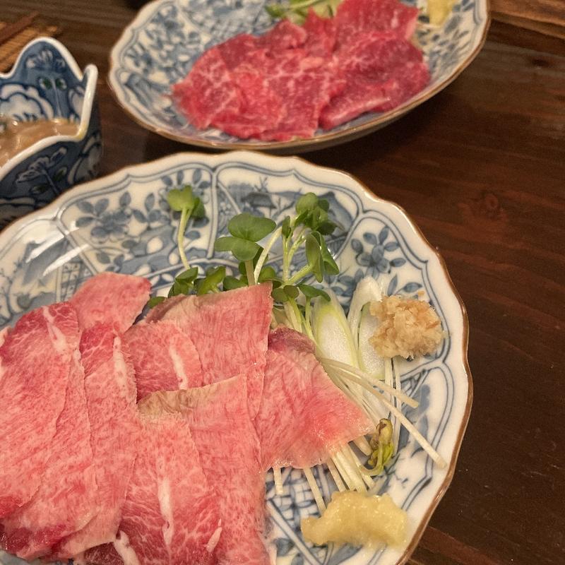 牛肉刺身(やきとり熊ちゃん)