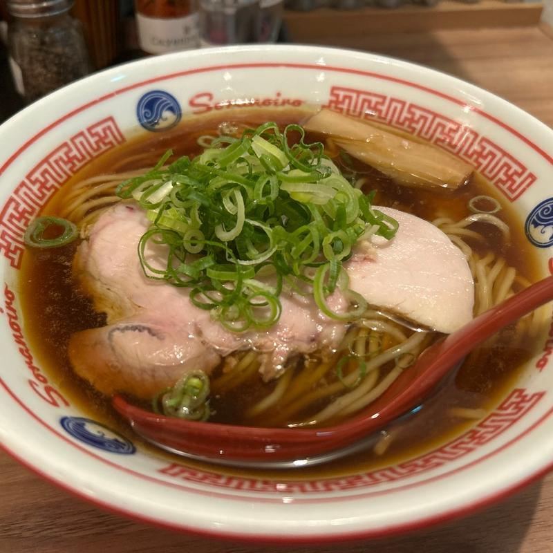 淡麗醤油ラーメン(ソラノイロNIPPON)