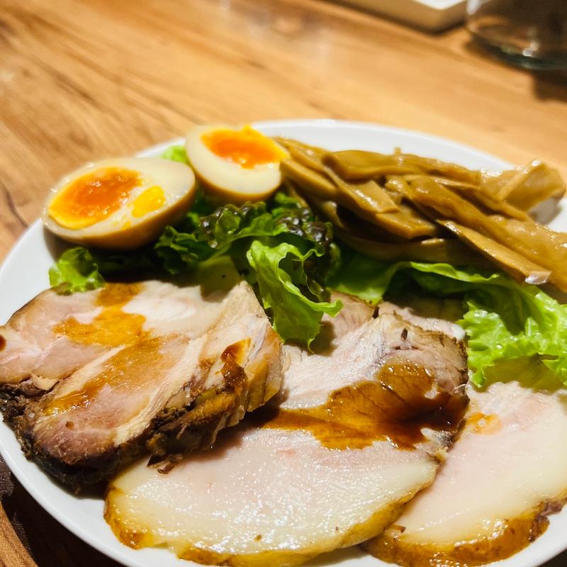 ジョニーの三点盛り(ジョニーヌードル)