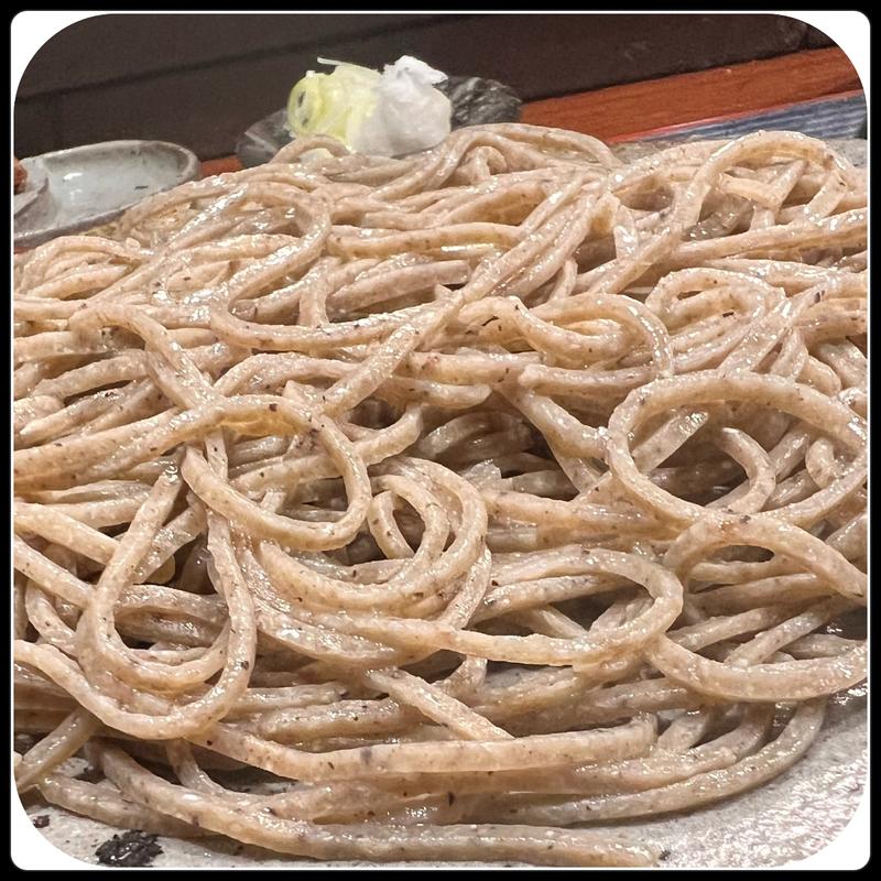 入野谷在来　粗挽き蕎麦(そば くら富)