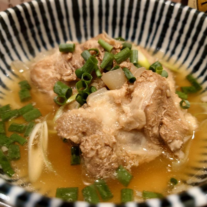 豚バラ軟骨の八角煮(たつろー 宮益坂本店)