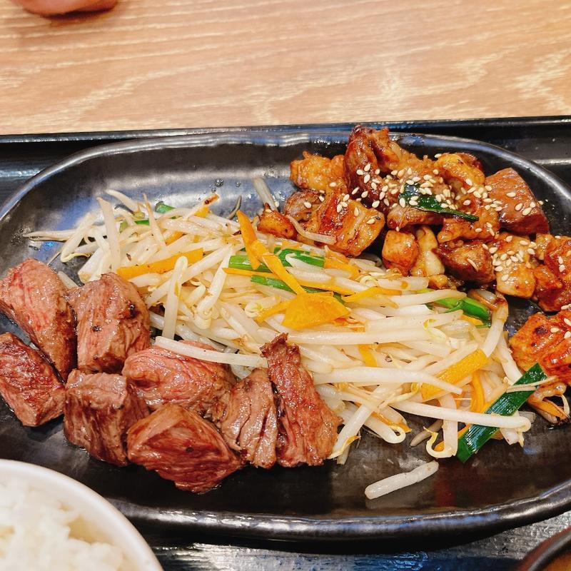 (鉄板焼天神ホルモン サクラマチ熊本店)