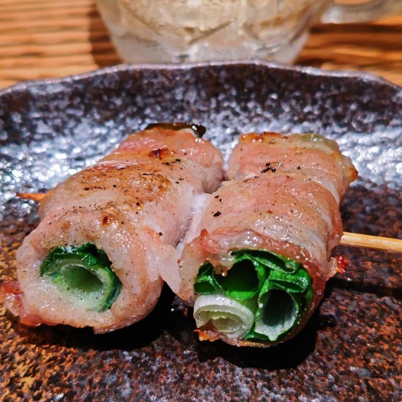 肉巻き九条ねぎ(串焼き こはる)