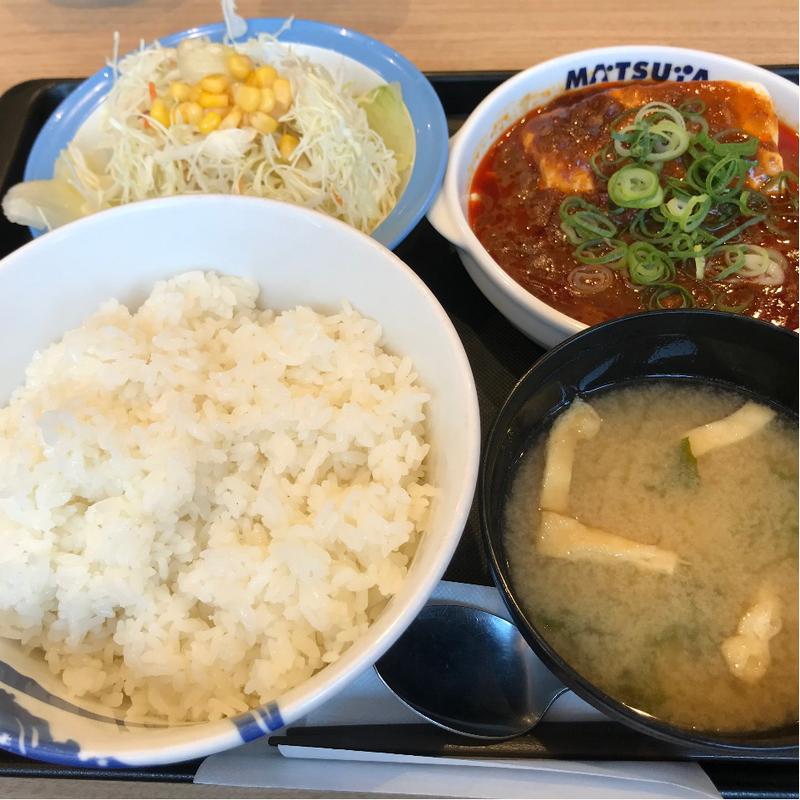 富士山豆腐の本格麻婆定食(松屋 新杉田店)