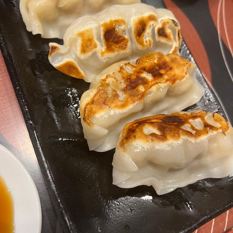 餃子(三ツ矢堂製麺 中目黒店 （【旧店名】フジヤマ製麺）)