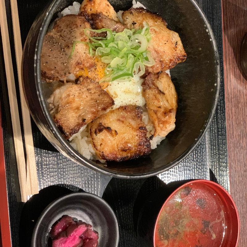 ホエイ豚チャーシュー丼(四文屋 北2条店 )