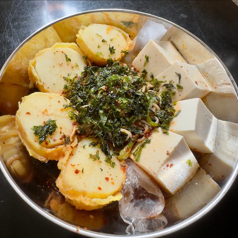 冷やしそば(じゃが天、冷奴、韓国海苔、大葉)(ベルクス 東墨田店)