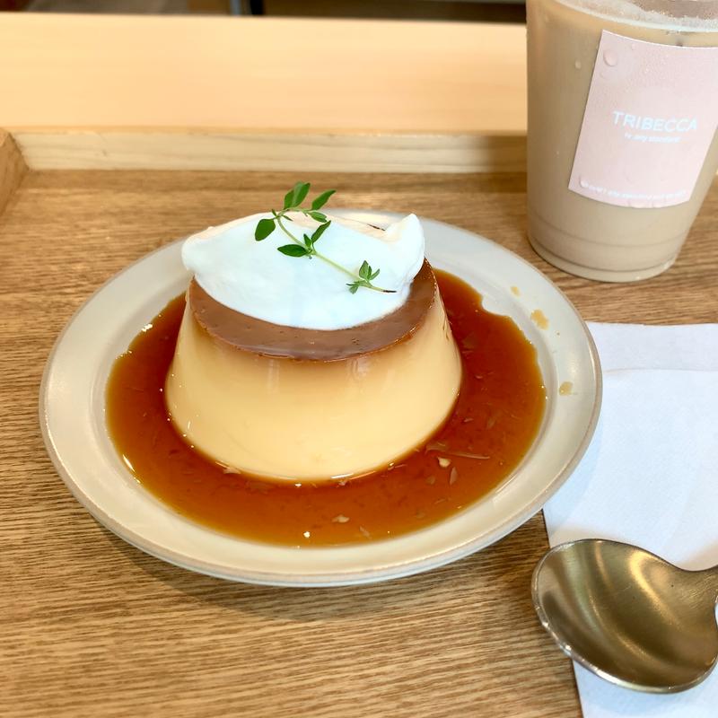 かたやきプリン(TRIBECCA CAFE（トライベッカカフェ）)