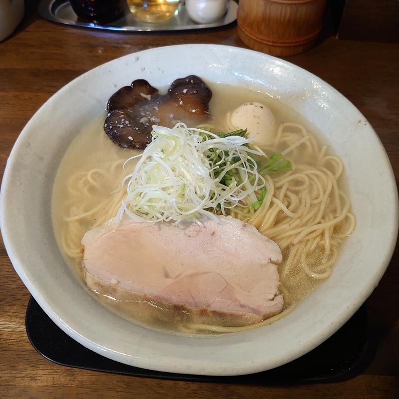 きのこ香る極塩らぁ麺＋中盛り＋味玉子(麺らいけん)