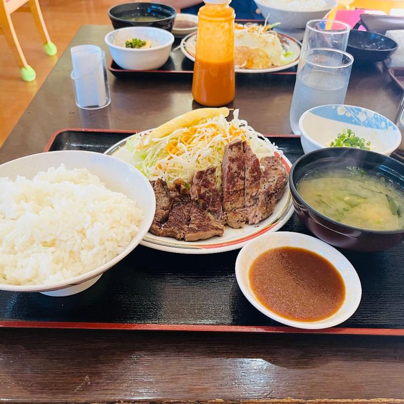 ステーキ定食(赤兵衛)
