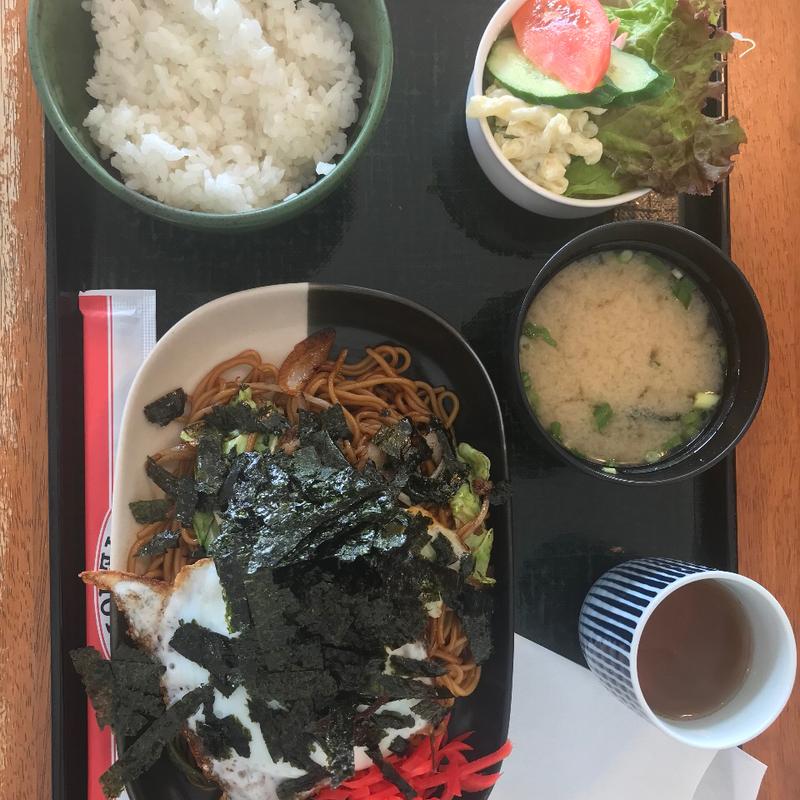 焼きそば定食(カフェレストさんとす )