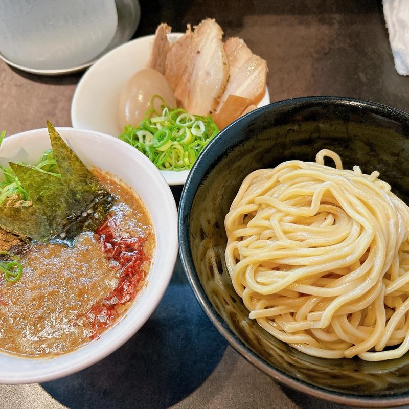 特性つけ麺(麺DINER糸)