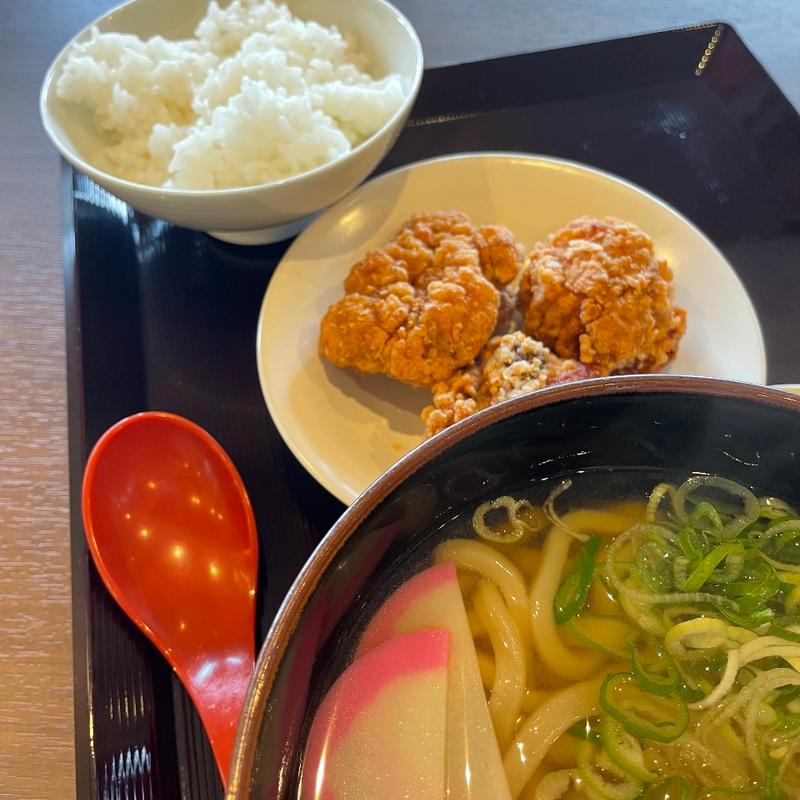 唐揚げ定食(もち吉 水車うどん)
