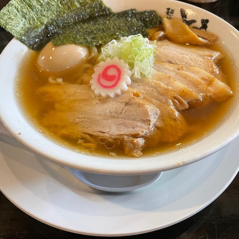 手打中華(麺伝 とも )