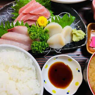 刺身定食(志むら)