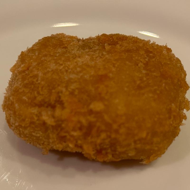 牛すじコロッケ(精肉 くら匠 木津本店)