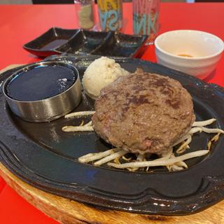 牛肉100%レアステーキハンバーグ(せんどろ豊田)