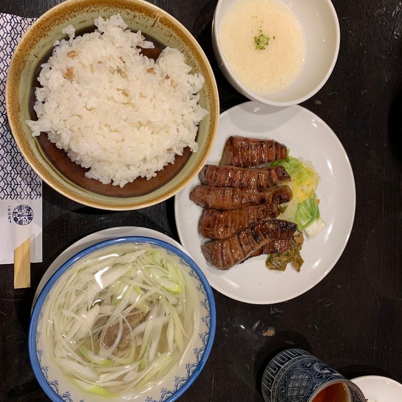 (たんや善次郎　仙台駅前店)