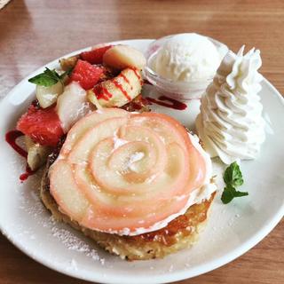 桃のフレンチトースト(アイボリッシュ 渋谷店 （Ivorish）)