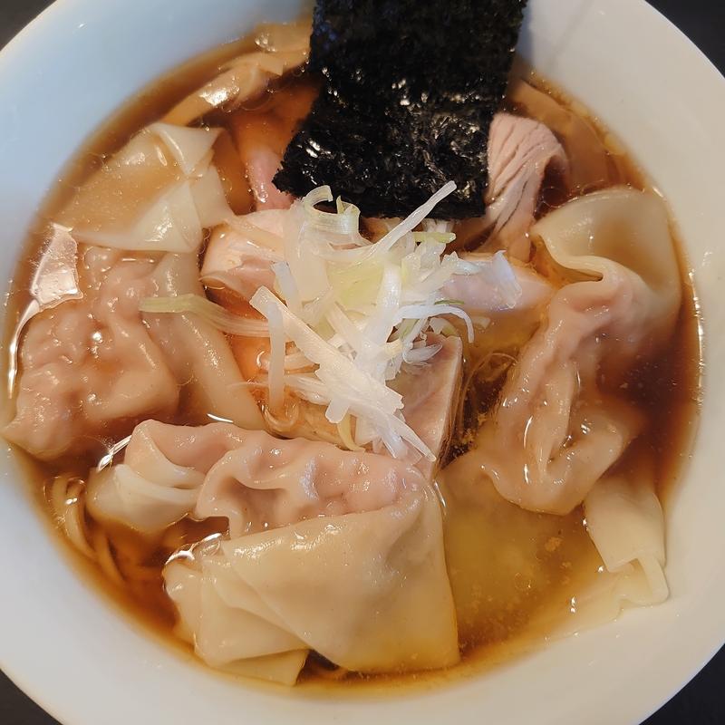 ワンタン醤油らぁめん(カネキッチン ヌードル （KaneKitchen Noodles）)