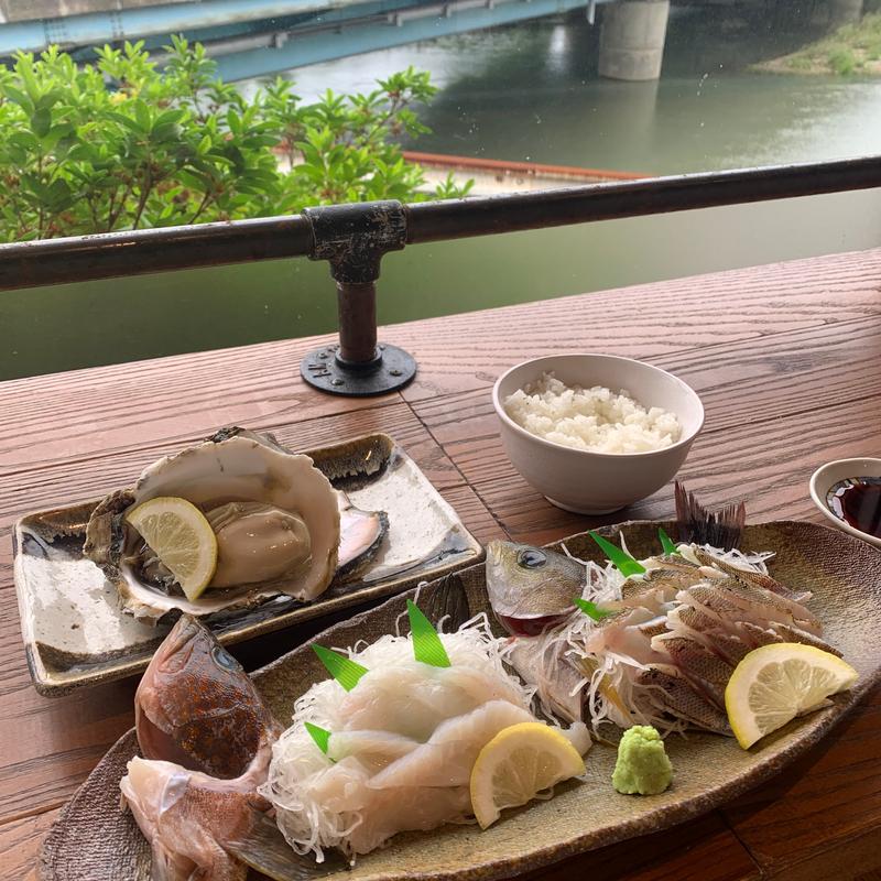 (サカナテラス)