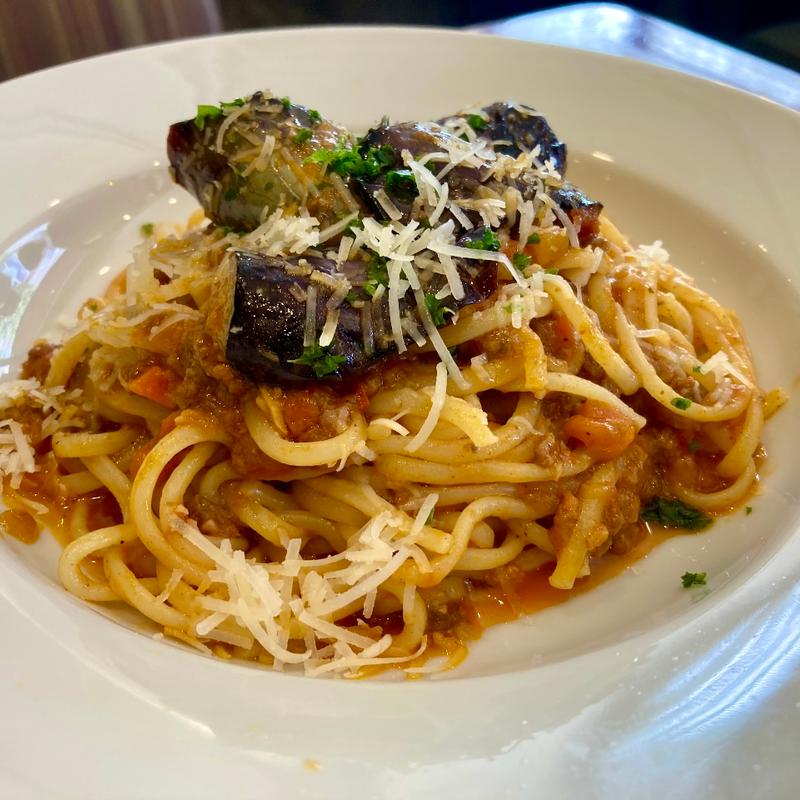 ナスと挽き肉のボロネーゼ スペシャルランチ（グリーンサラダ・スープ・デザート・ドリンク付）(ロイヤルホスト曳舟店)