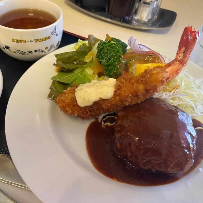 ハンバーグエビフライセット(キッチンスズキ)