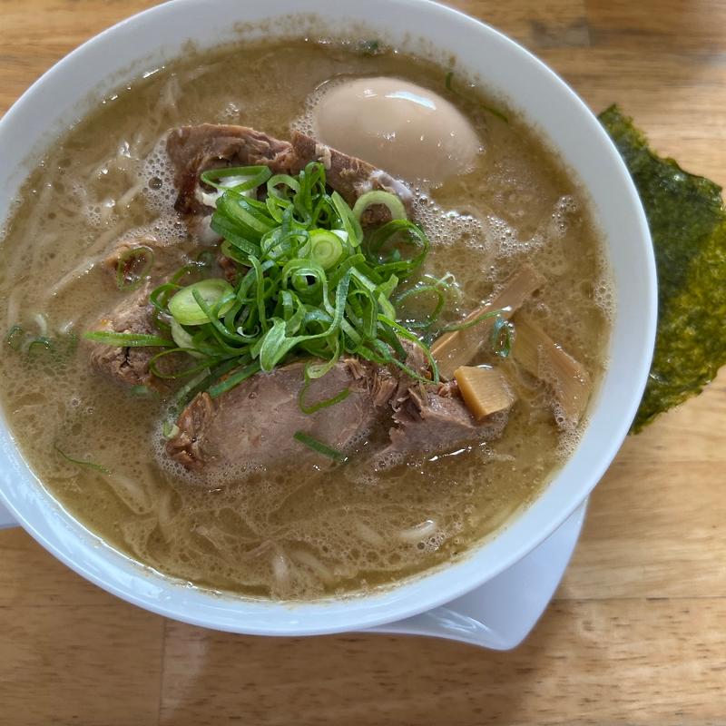 とくせい豚骨らぁめん(らぁめん たんぼ )