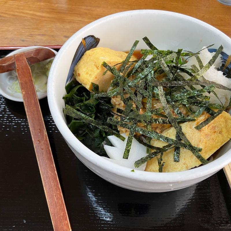 冷し納豆おろしそば(きそば 柏屋 （かしわや）)