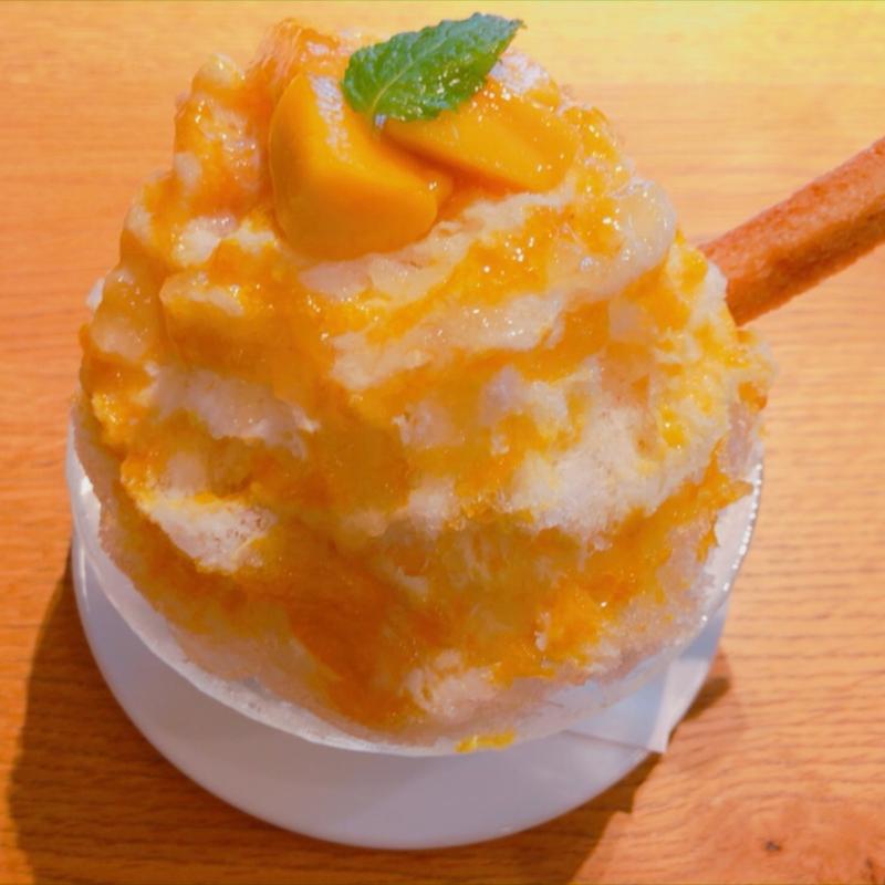 マンゴーとレモンのかき氷(嵜本高級食パン専門店大阪初號本店)