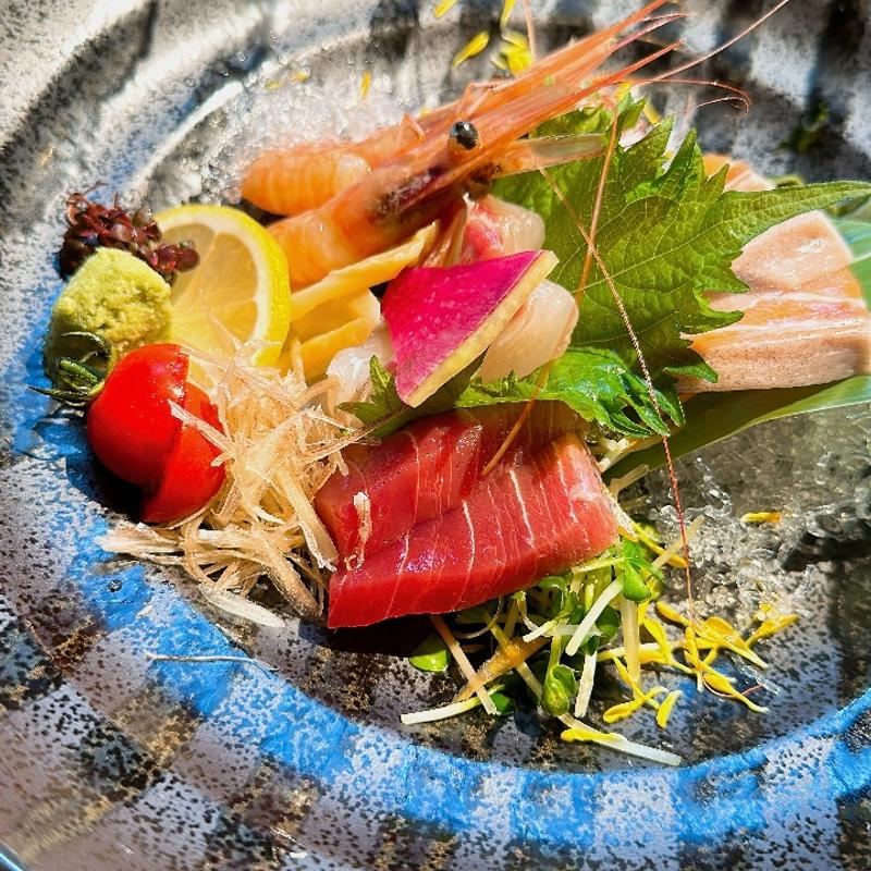 刺し身5種盛り(魚里ゐ夷 （とりいえびす）)