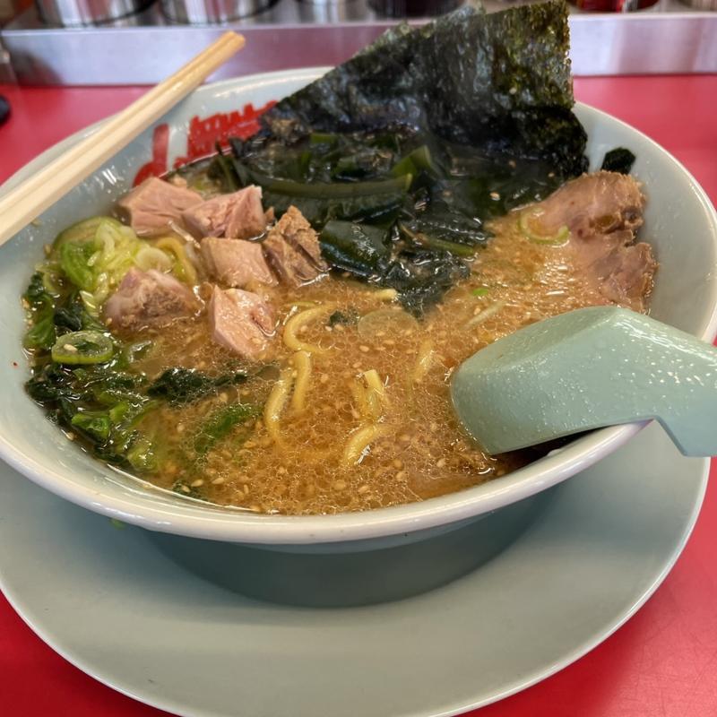 味噌ラーメン　コロチャー　ワカメ(ラーメン山岡家 越谷レイクタウン店)