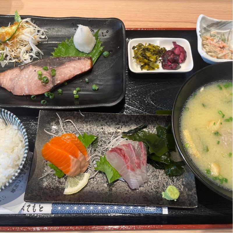 気まぐれ定食(お魚定食 朝げ屋)