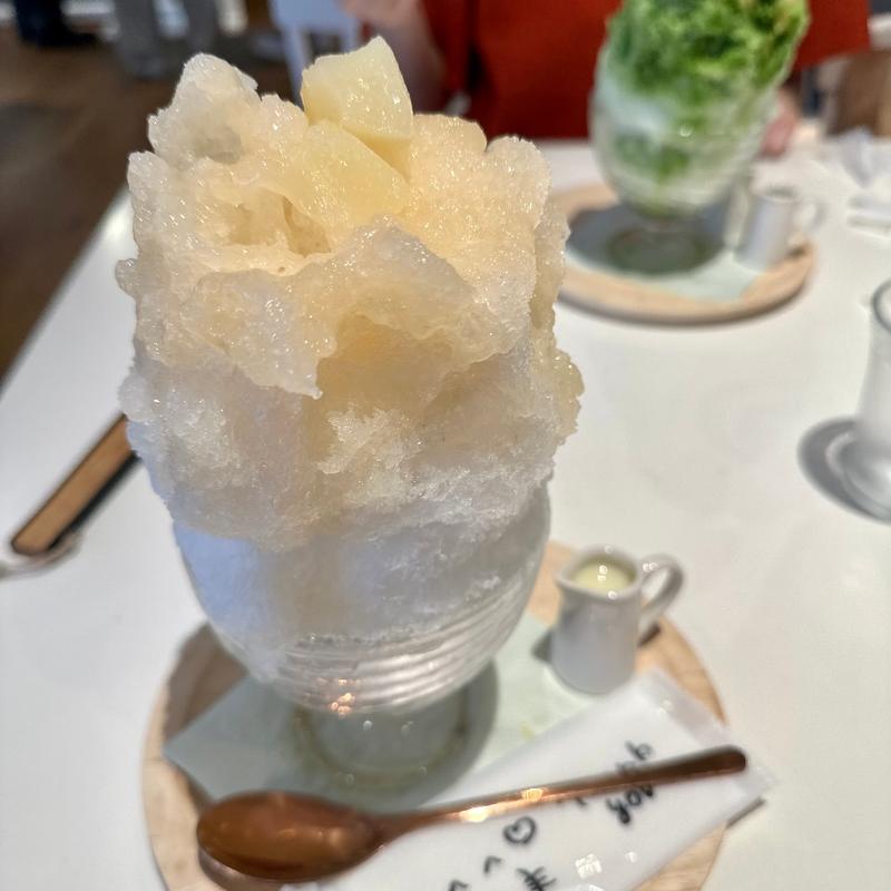 とろとろ白桃かき氷(自由が丘プラス)