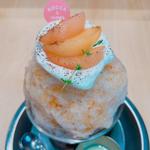 桃とアールグレイのかき氷(Forest Green Roast ＆ Bake)