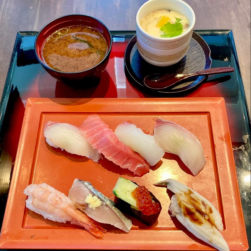 上寿司セット(回転寿し仁 あべのハルカスダイニング店)