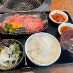 雪降り和牛上カルビランチ(焼肉おくう 横浜本店)