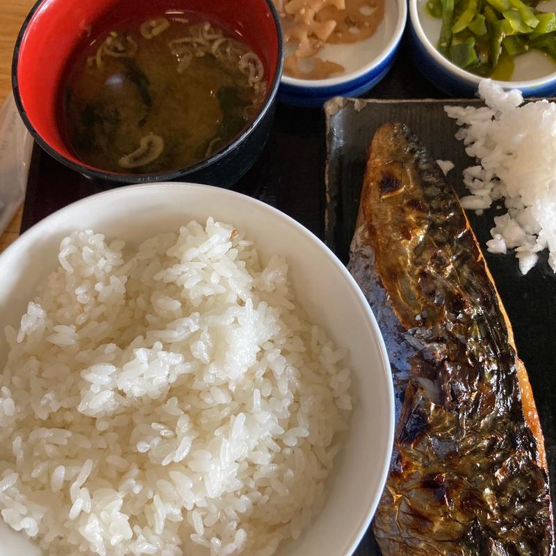 サバの塩焼き定食(大衆食堂 BEETLE)