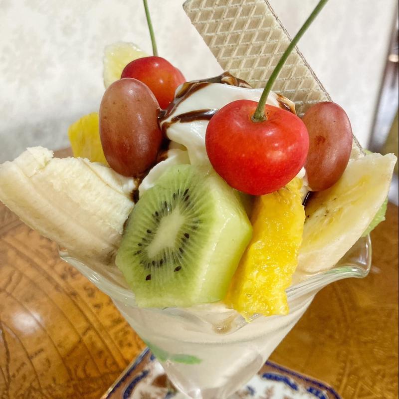 フルーツパフェ(エルマカリ)