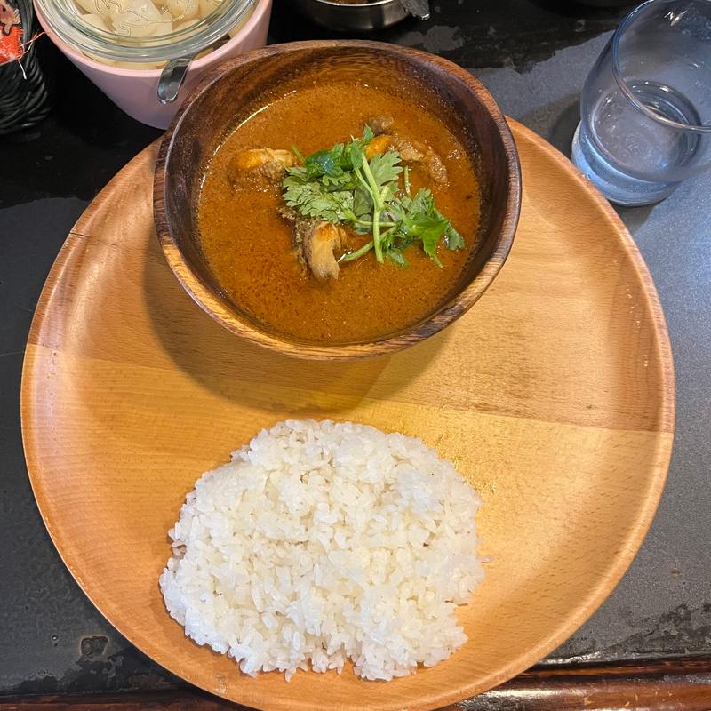 鶏肉のカレー(大江カレー)