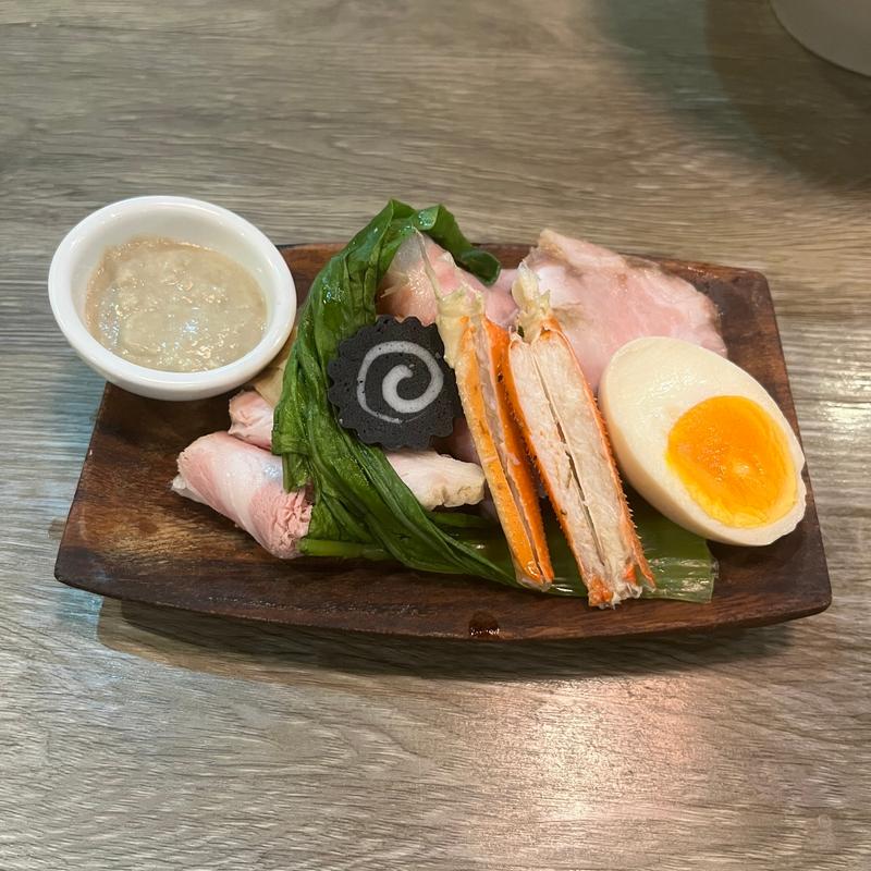 蟹の白醤油麹ラーメン(限定)(ラァメン コハク)