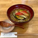 冷やしカレー蕎麦(蕎麦処 三花月庵)