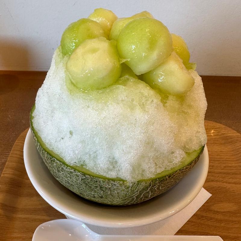 贅沢生メロン氷(恵那川上屋 本社恵那峡店 )