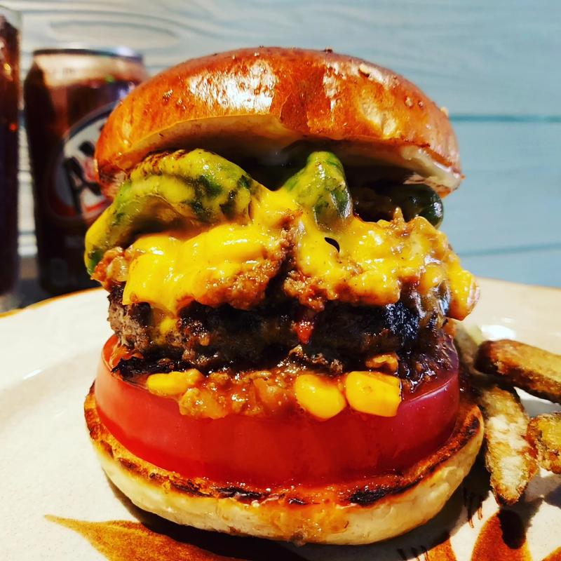 ししとうチリコンバーガー(だるま珈琲)