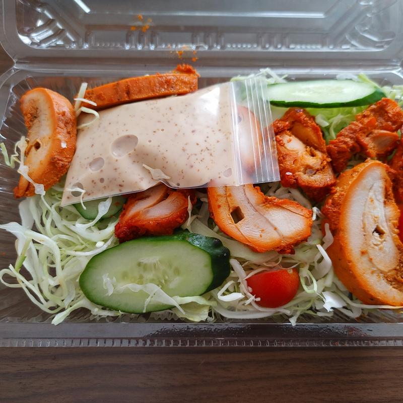 チキンティッカーサラダ(アジアンダイニング サムザナ)