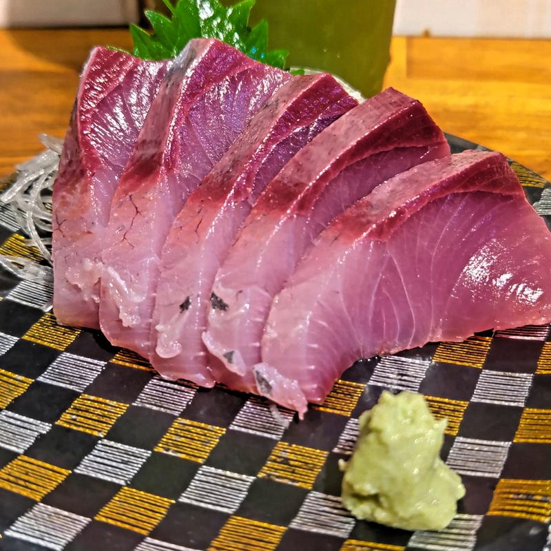 天然ブリ(みなと刺身専門店)