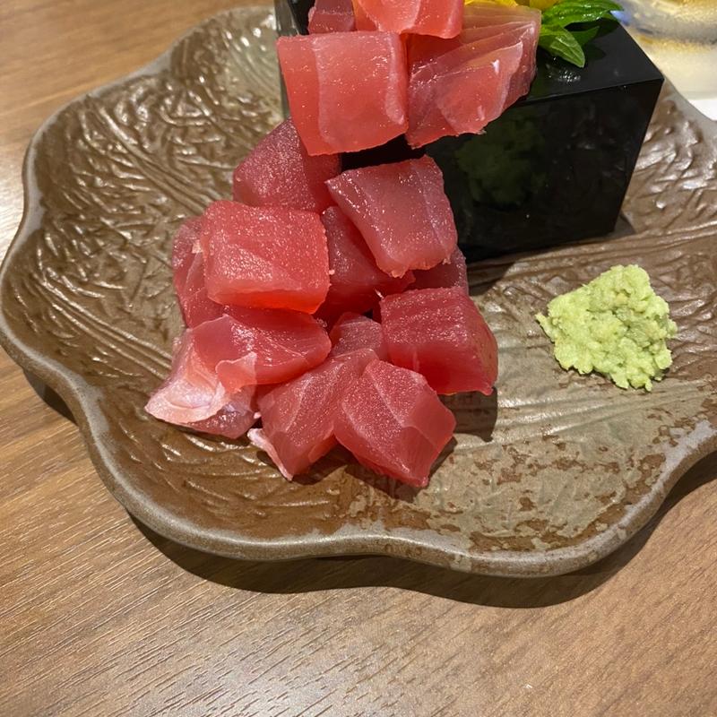 マグロぶつ(酒と鮪の旨い店 酒交場モヒ)